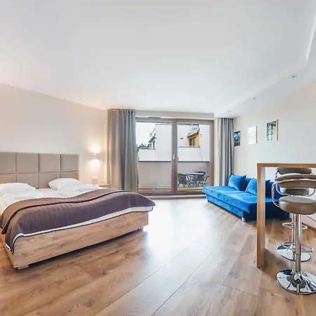 Apartamenty Sun & Snow W Ves Przy Plazy - Plac Zabaw Apartment *