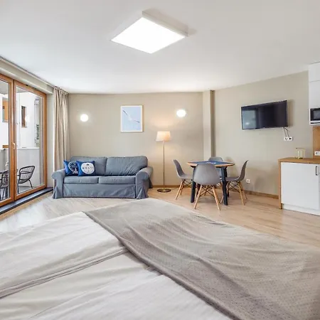 Apartamenty Sun & Snow W Ves Przy Plazy - Plac Zabaw Apartment