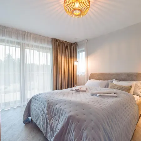 Apartamenty Sun & Snow W Ves Przy Plazy - Plac Zabaw Apartment
