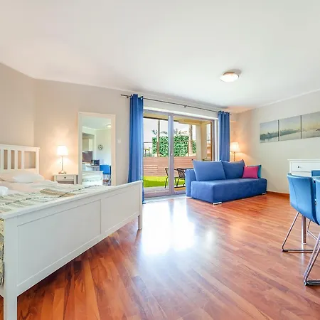 Apartamenty Sun & Snow W Ves Przy Plazy - Plac Zabaw Apartment *