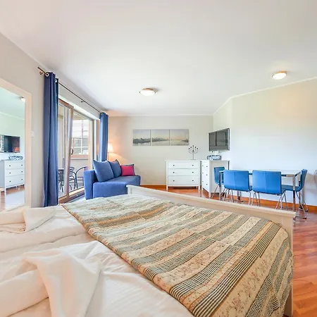 Ves, Sun & Snow דירה *